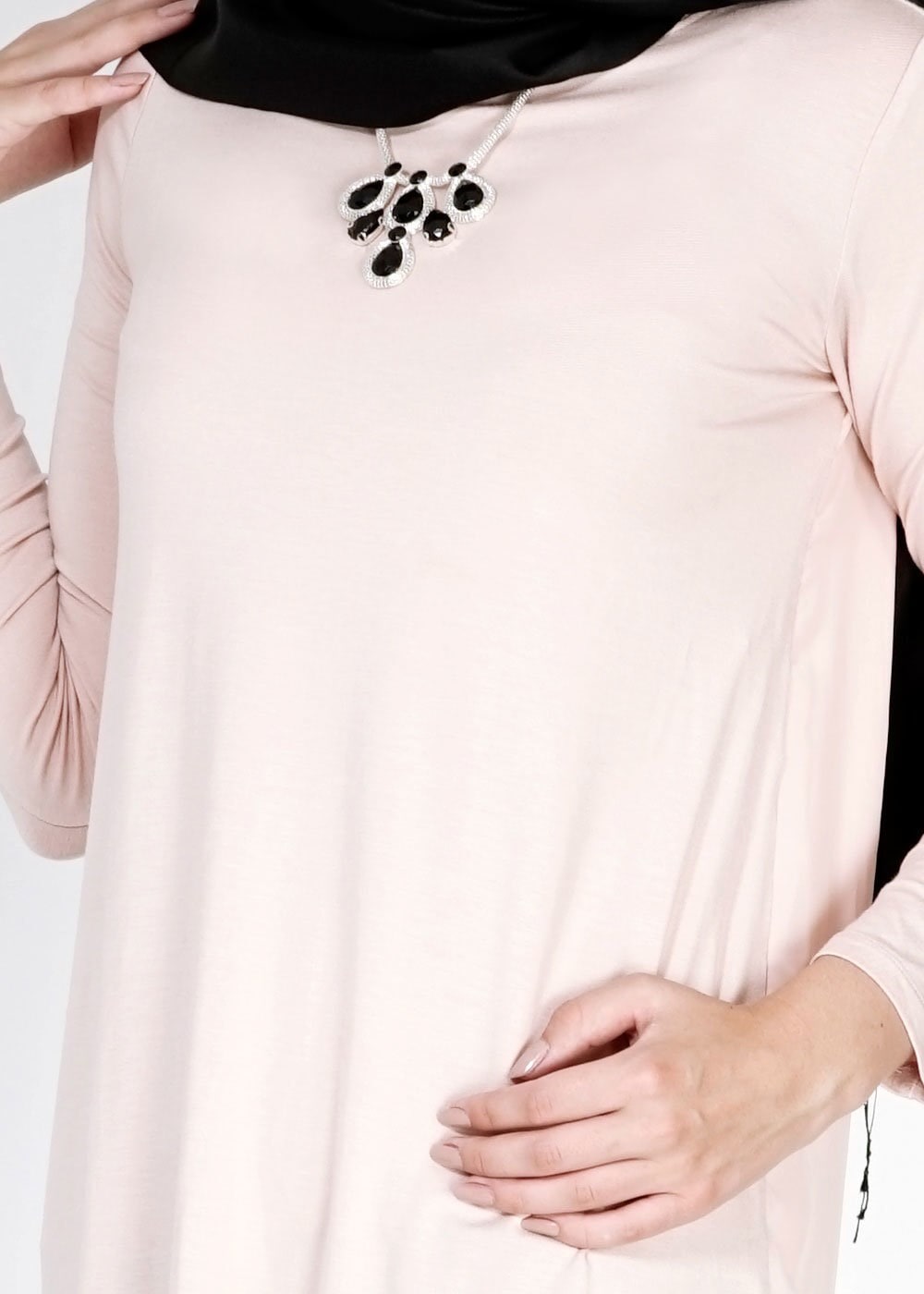 Tesettür giyim BEJ ASİMETRİK KESİM TUNİK 4878