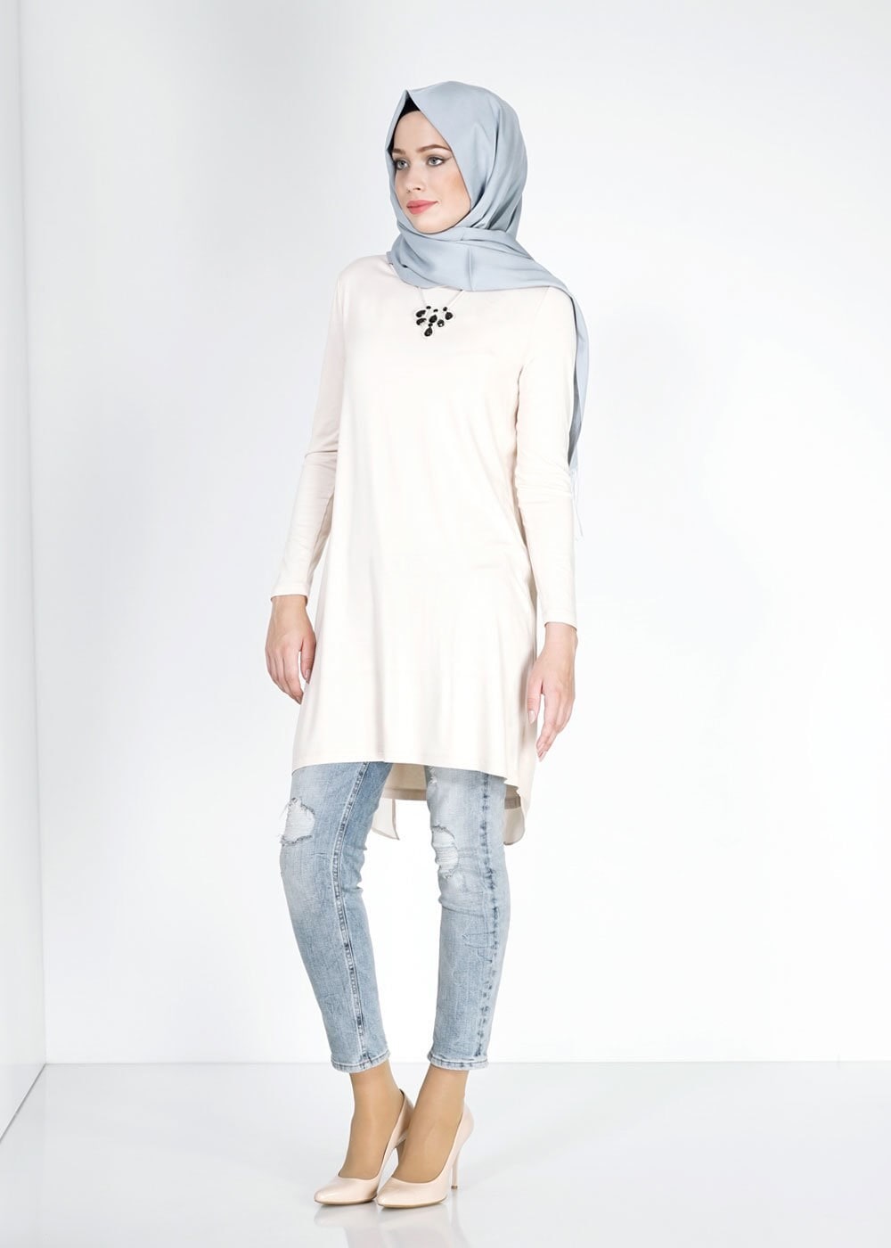 Tesettür giyim BEYAZ ASİMETRİK KESİM TUNİK 4878