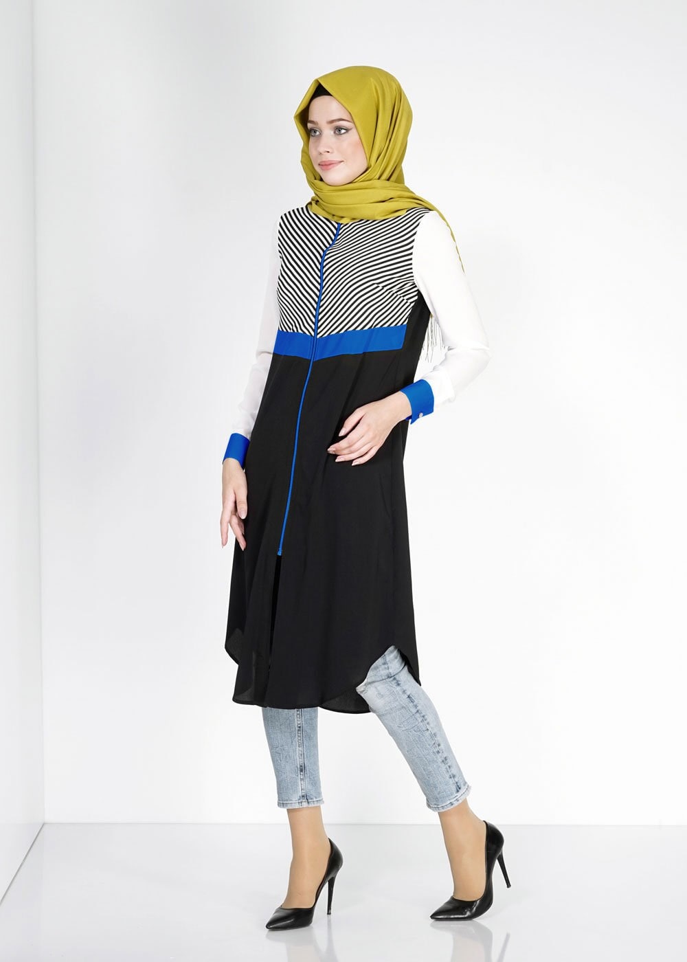 Tesettür giyim SİYAH ÇİZGİLİ TUNİK 4895