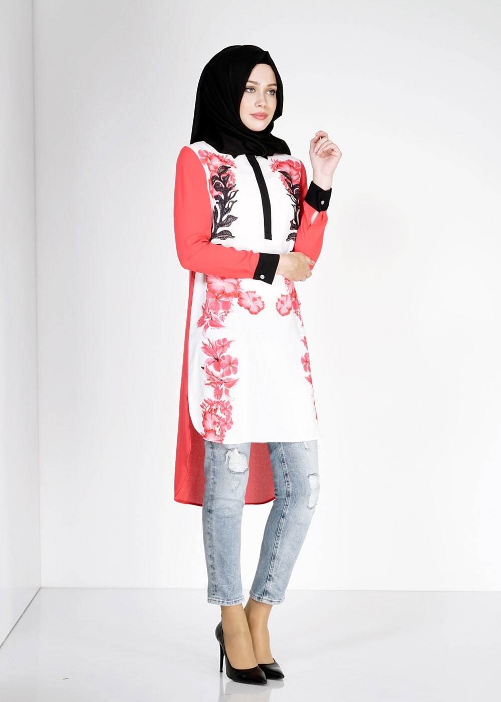 Tesettür giyim MERCAN DESENLİ MANŞETLERİ DÜĞMELİ TUNİK 4900