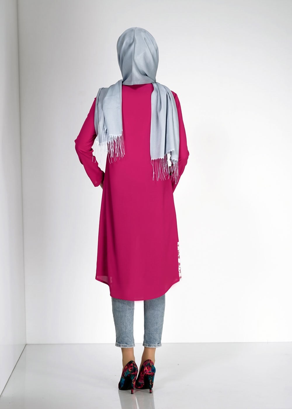 Tesettür giyim FUŞYA FERMUAR DETAYLI İŞLEMELİ TUNİK 4912