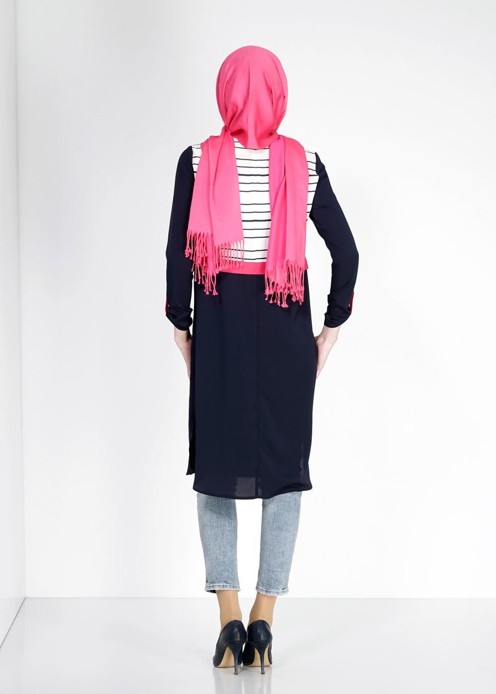 Tesettür giyim LACİVERT ÇİZGİLİ DÜĞME DETAYLI TUNİK 4922