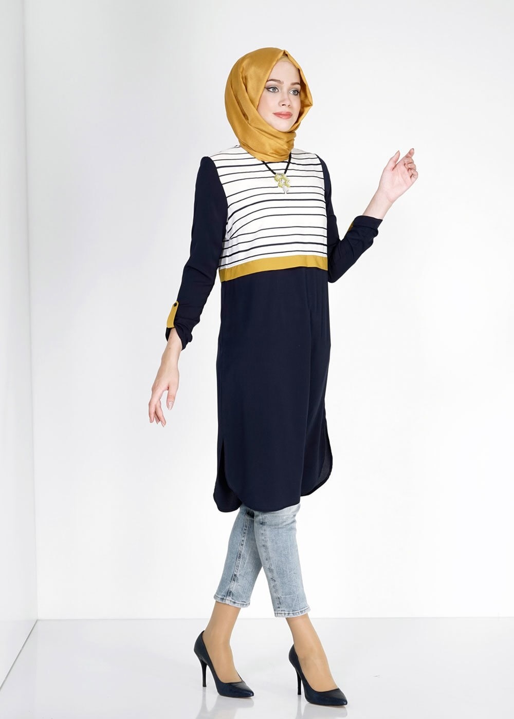 Tesettür giyim LACİVERT ÇİZGİLİ DÜĞME DETAYLI TUNİK 4922