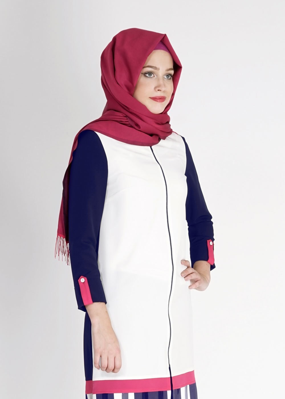 Tesettür giyim LACİVERT ÇİZGİLİ DÜĞME DETAYLI TUNİK 4925