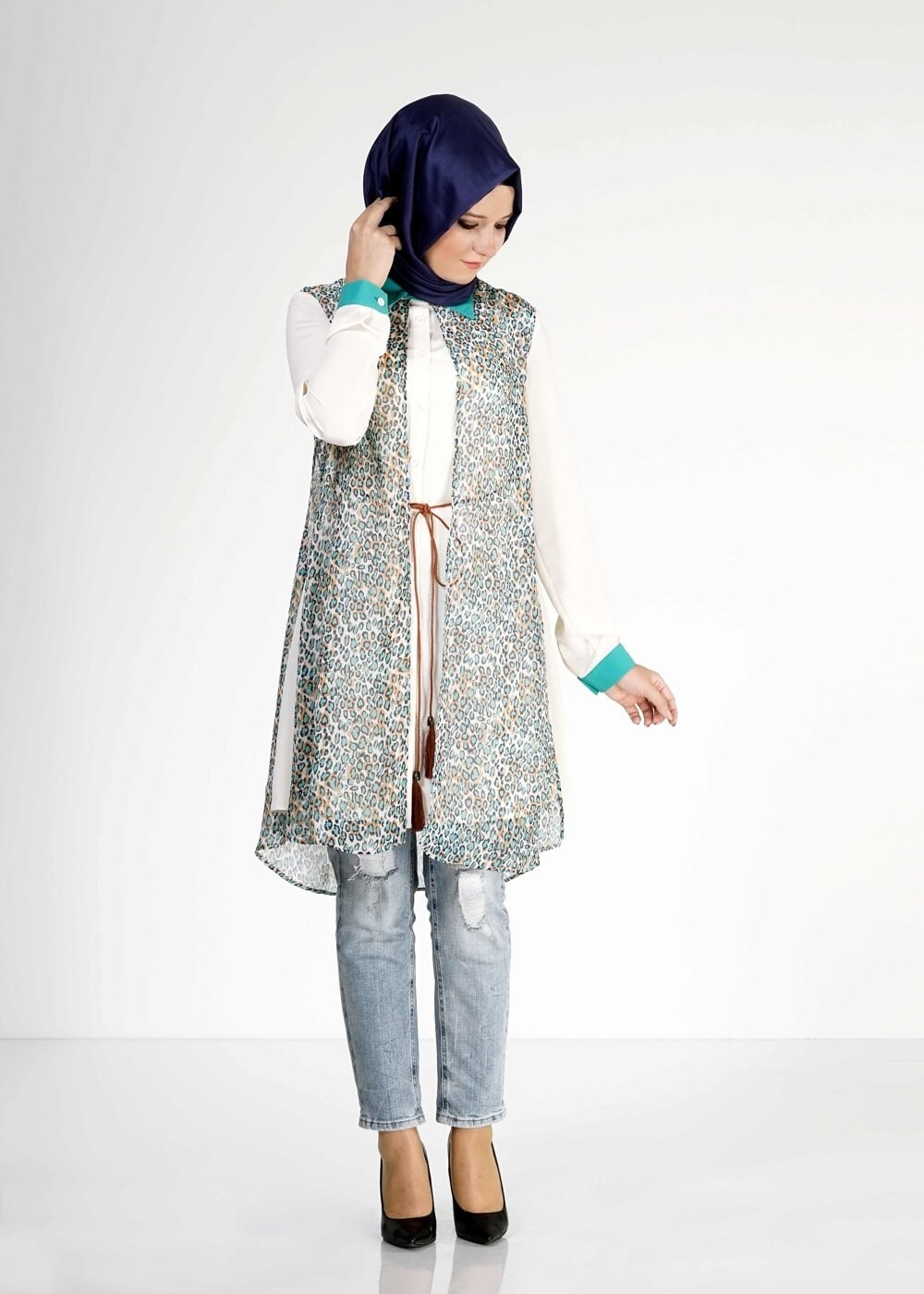 Tesettür giyim MAVİ LEOPAR DESENLİ TUNİK 4947-1
