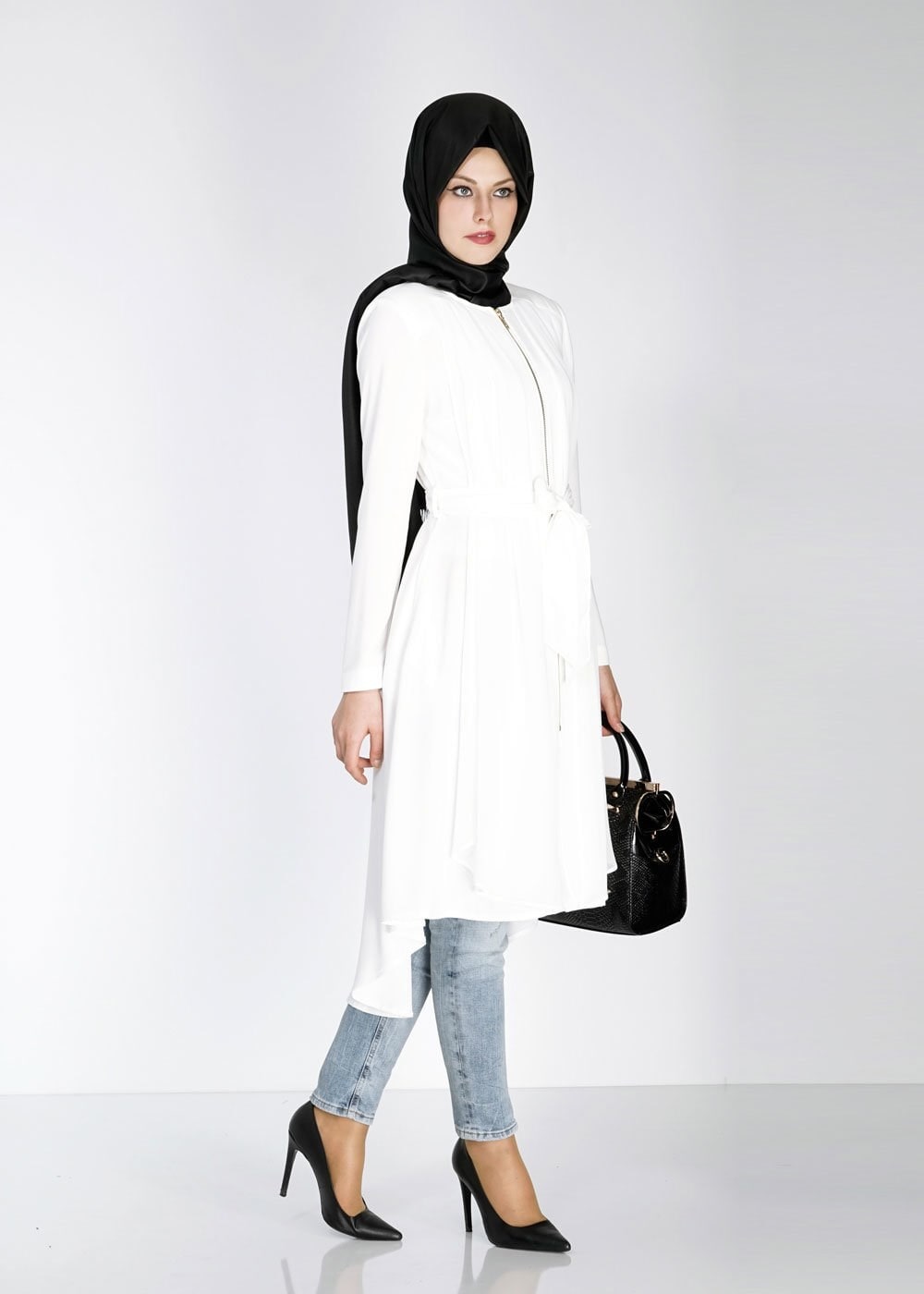 Tesettür giyim BEYAZ 1439 Feris Tesettür Trench
