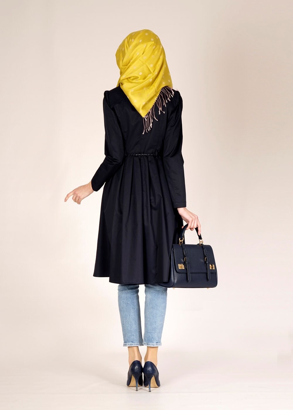 Tesettür giyim LACİVERT DÜĞME DETAYLI TRENÇKOT 1451