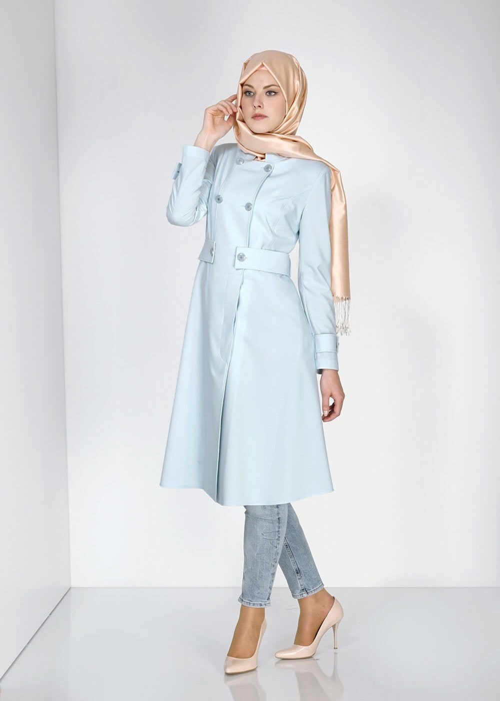 Tesettür giyim MAVİ ARKASI FERMUAR DETAYLI TRENÇKOT 1467