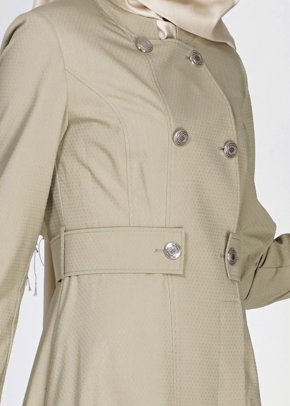 Tesettür giyim HAKİ ARKASI FERMUAR DETAYLI TRENÇKOT 1467