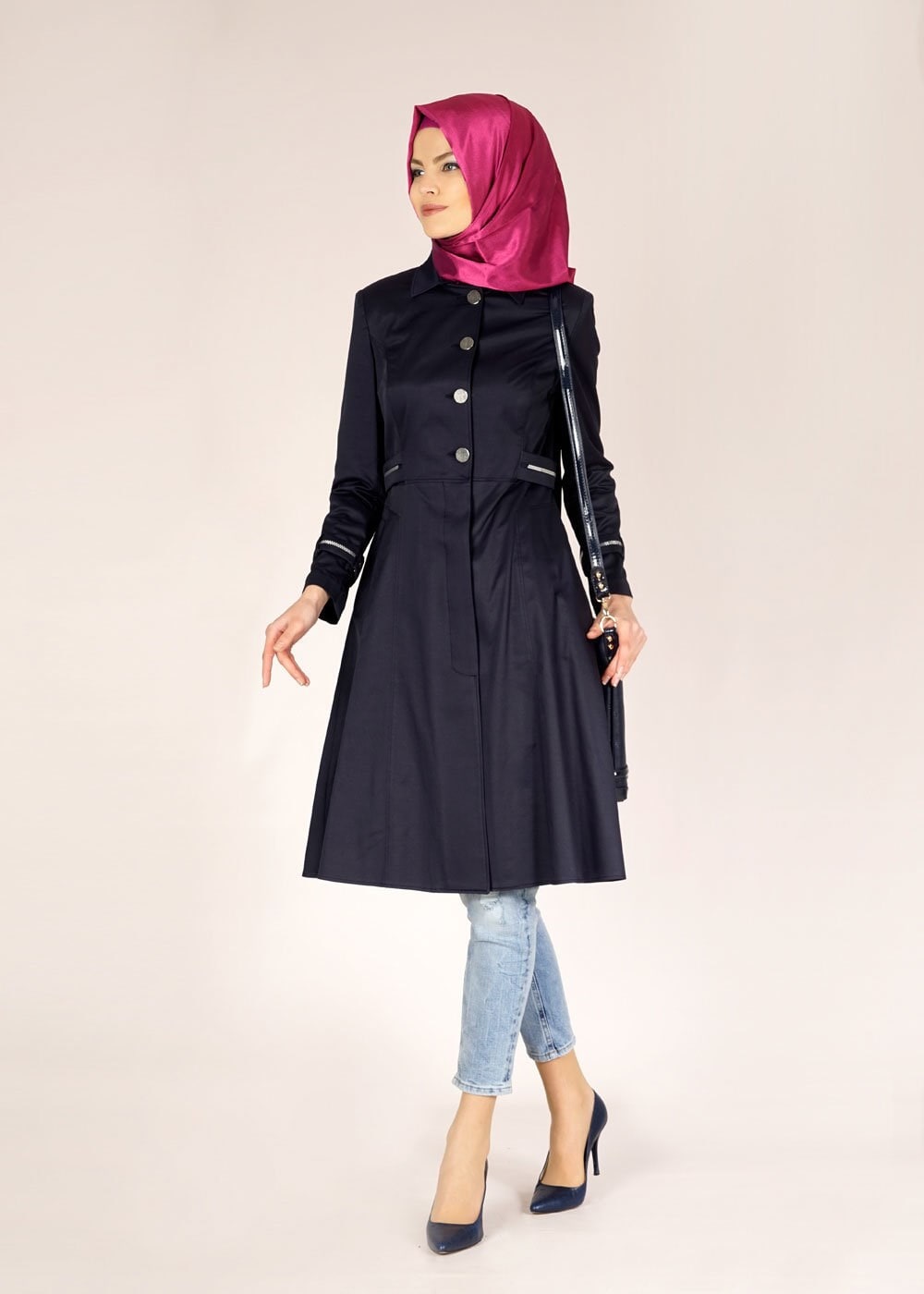 Tesettür giyim LACİVERT FERMUAR DETAYLI DÜĞMELİ TRENÇKOT 1468