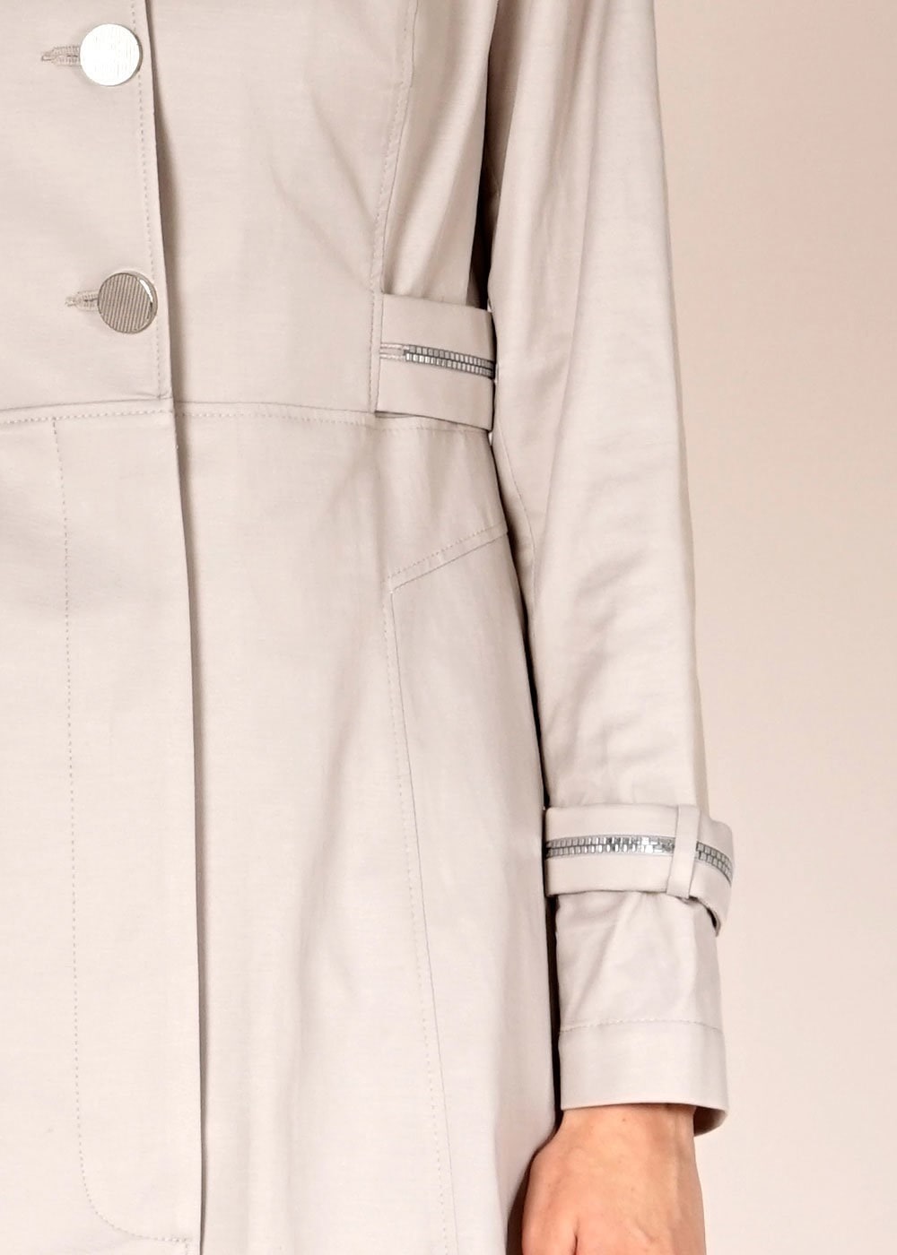 Tesettür giyim BEJ FERMUAR DETAYLI DÜĞMELİ TRENÇKOT 1468