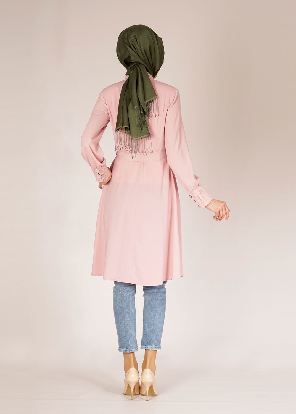 Tesettür giyim PUDRA İŞLEME DETAYLI DÜĞMELİ TRENÇKOT 1504
