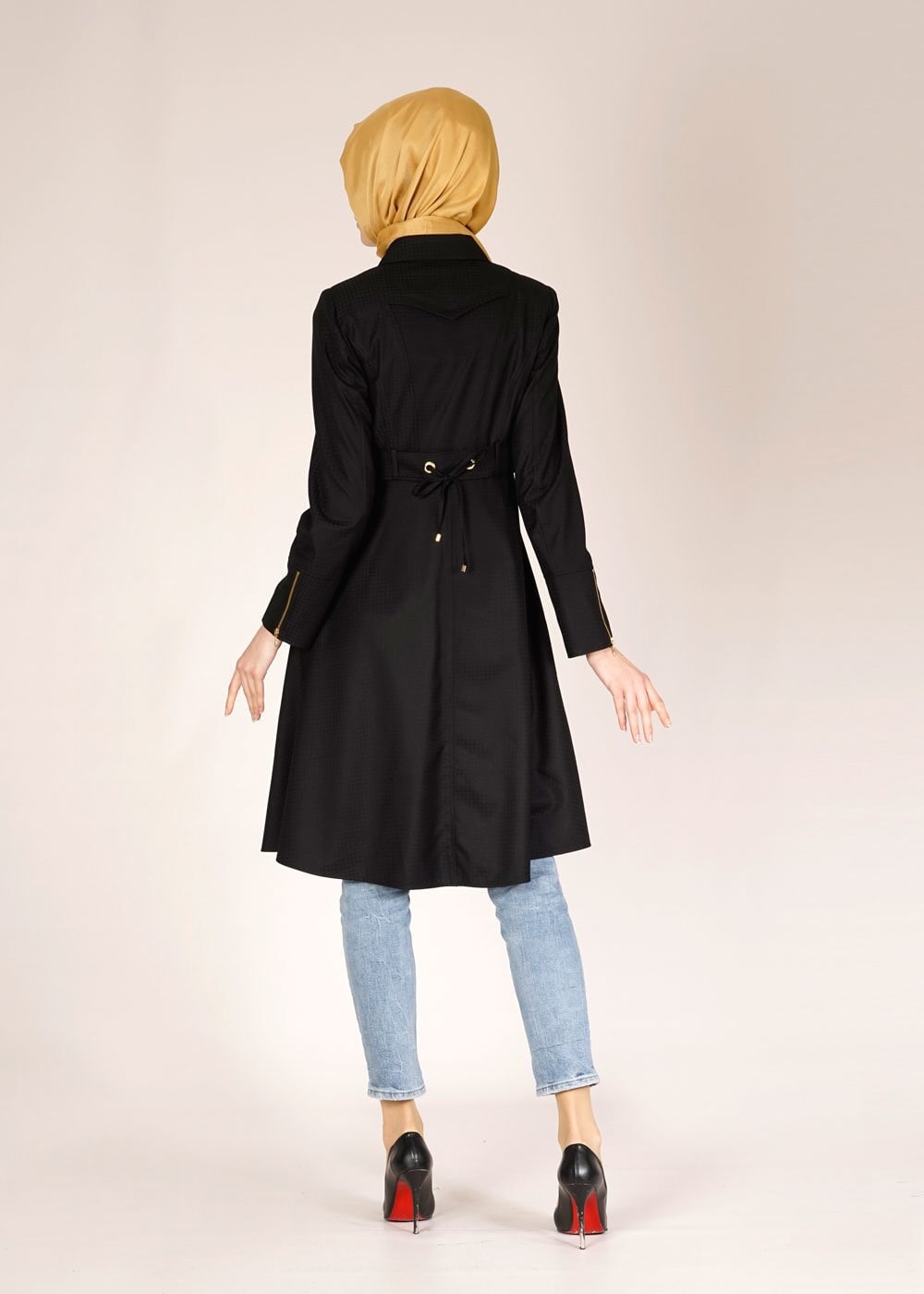 Tesettür giyim SİYAH DÜĞME DETAYLI FERMUARLI TRENÇKOT 1507