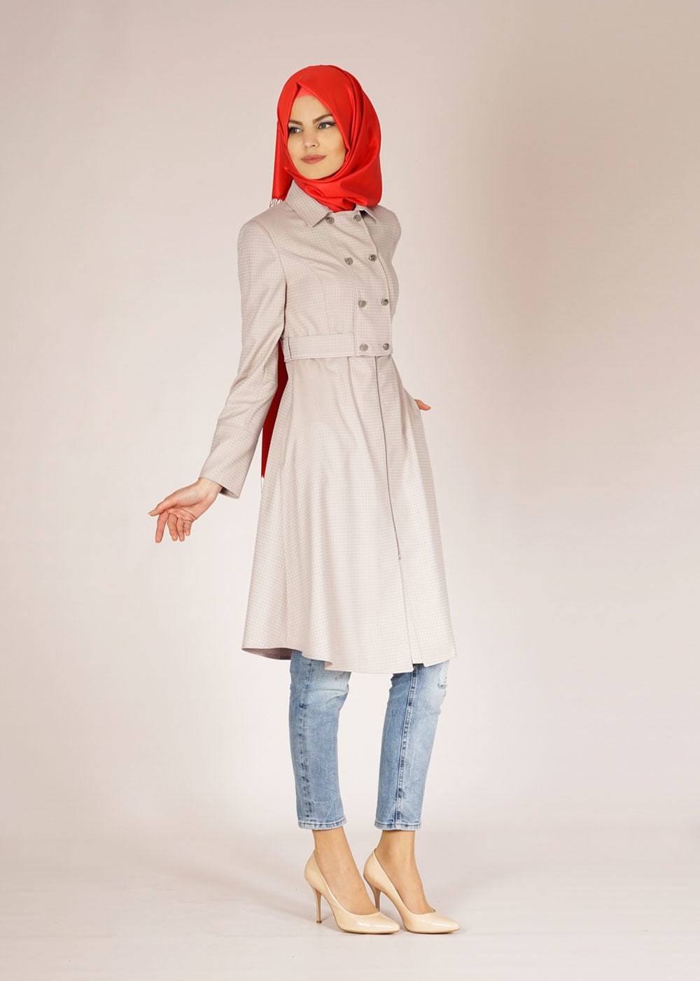 Tesettür giyim BEJ DÜĞME DETAYLI FERMUARLI TRENÇKOT 1507