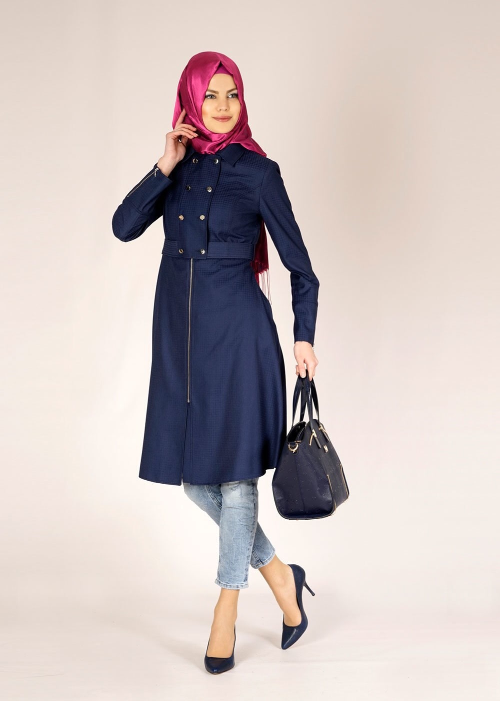 Tesettür giyim LACİVERT DÜĞME DETAYLI FERMUARLI TRENÇKOT 1507