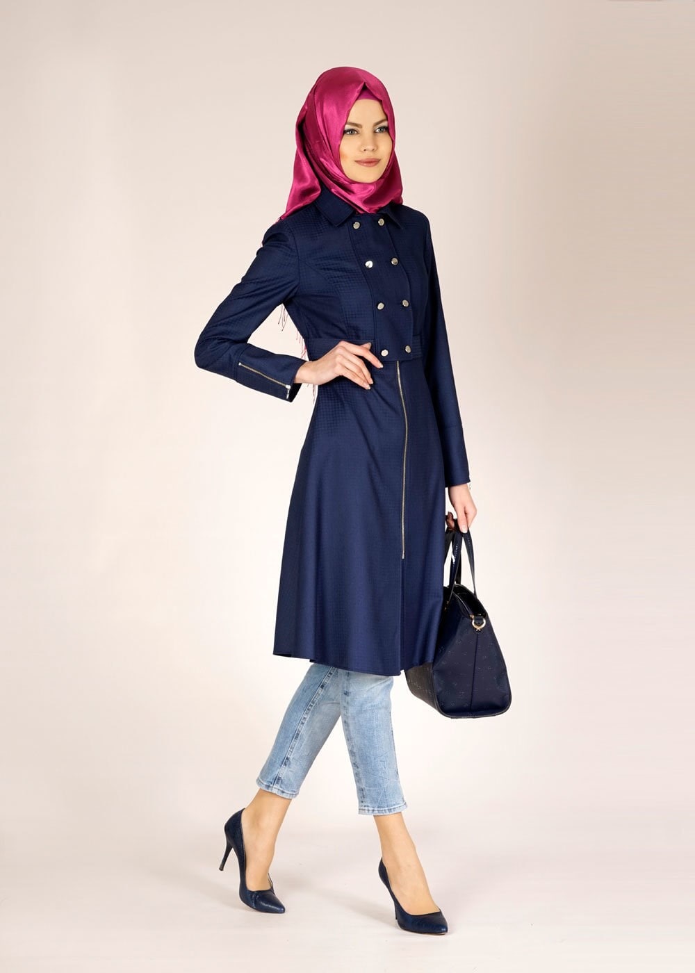 Tesettür giyim LACİVERT DÜĞME DETAYLI FERMUARLI TRENÇKOT 1507