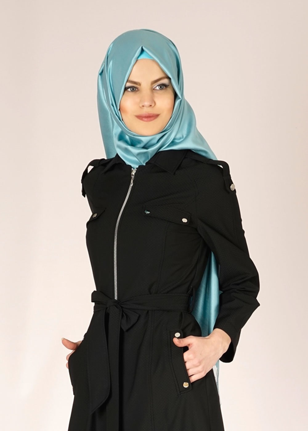 Tesettür giyim SİYAH FERMUARLI CEP DETAYLI TRENÇKOT 1515