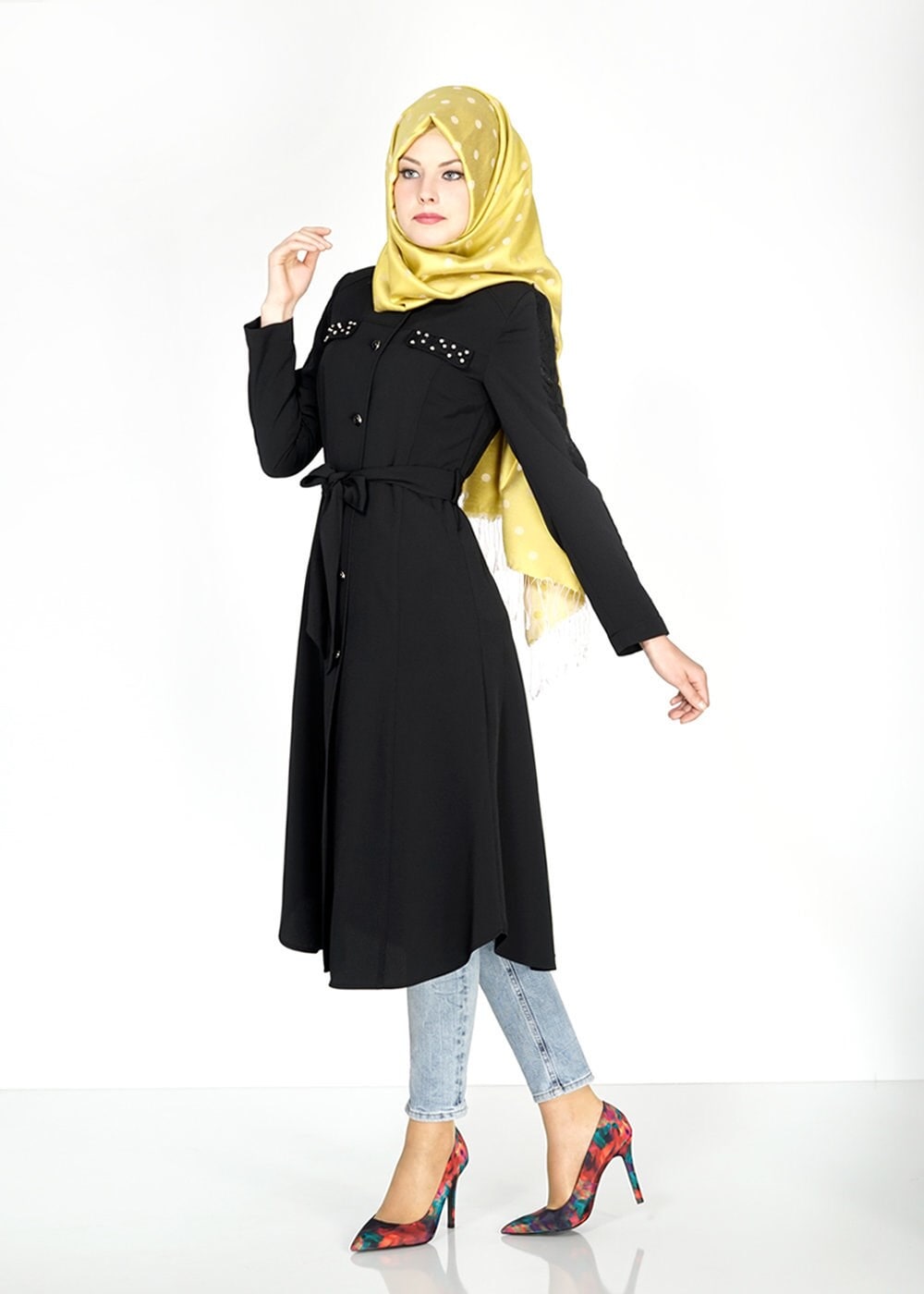 Tesettür giyim SİYAH TAŞ DETAYLI DÜĞMELİ TRENÇKOT 1538
