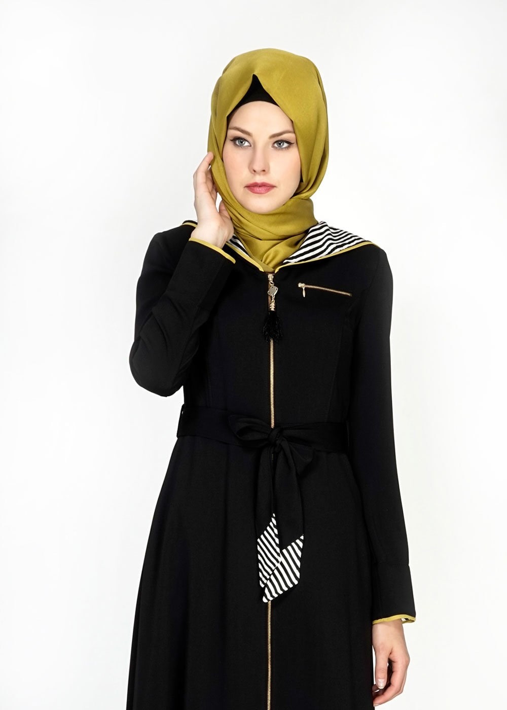 Tesettür giyim SİYAH 1545 Farah Tesettür Trenç