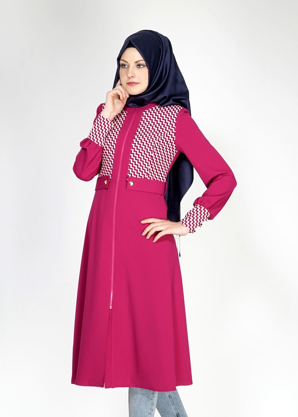 Tesettür giyim FUŞYA ZİKZAK DESENLİ DÜĞME DETAYLI TRENÇKOT 1563