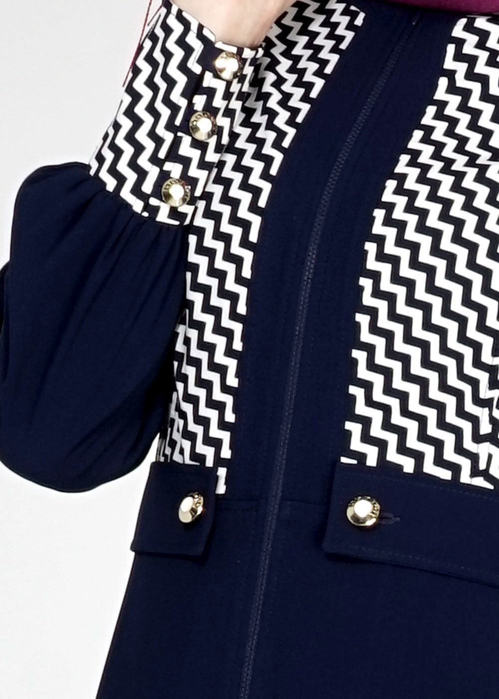 Tesettür giyim LACİVERT ZİKZAK DESENLİ DÜĞME DETAYLI TRENÇKOT 1563