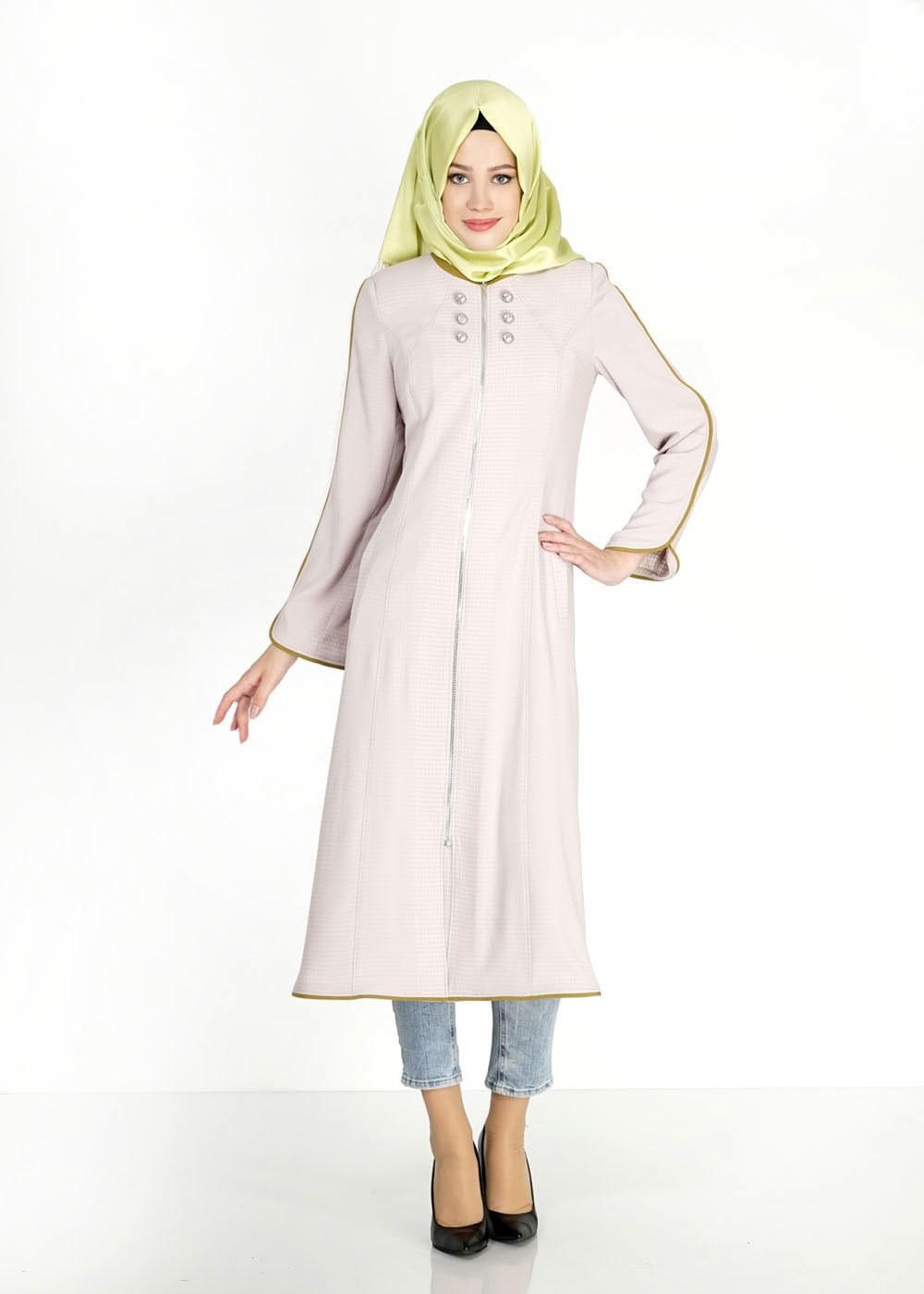 Tesettür giyim BEJ FERMUARLI DÜĞME DETAYLI CEPLİ TRENÇKOT 1570