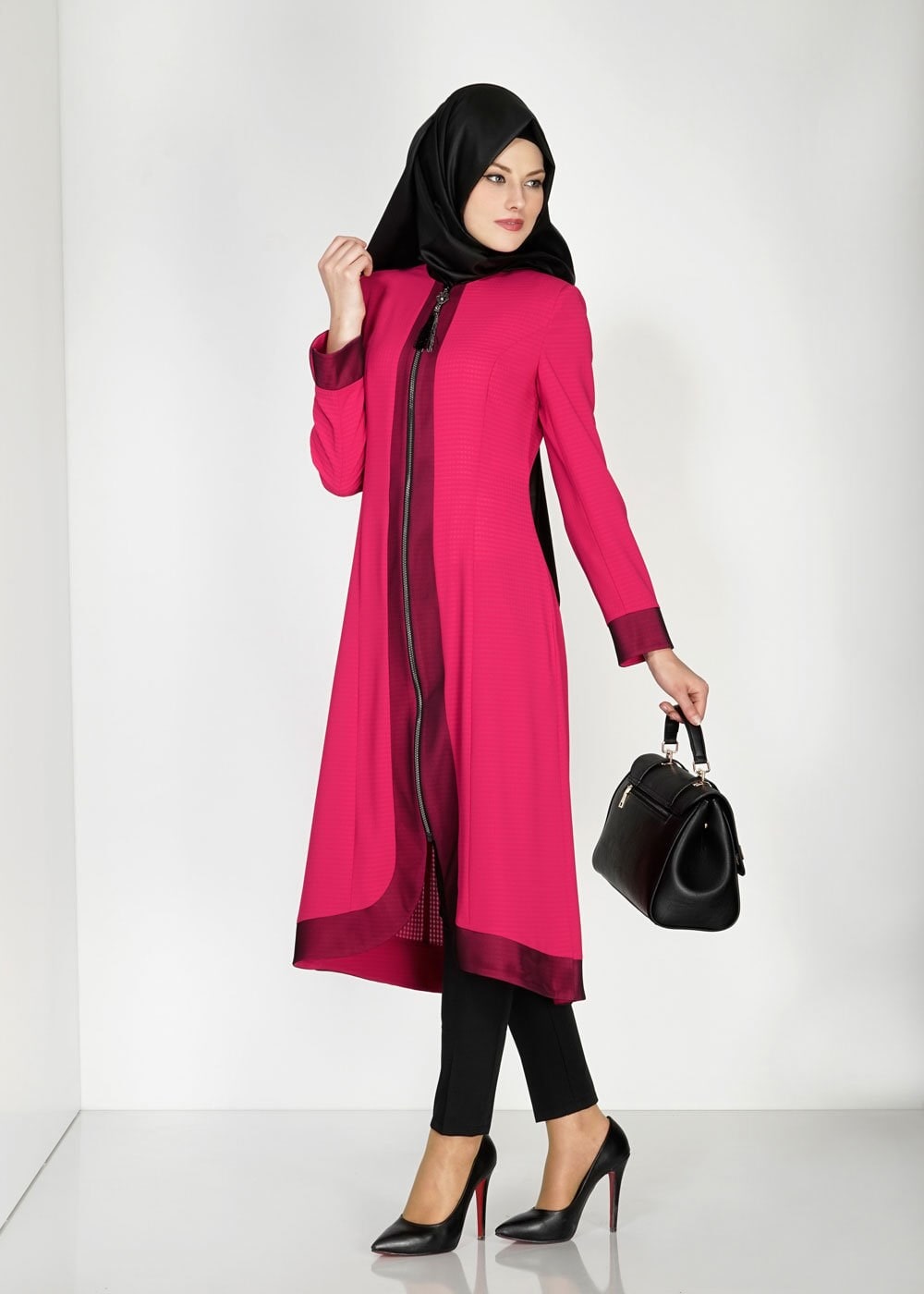 Tesettür giyim FUŞYA FERMUARLI KENDİNDEN DESENLİ TRENÇKOT 1575
