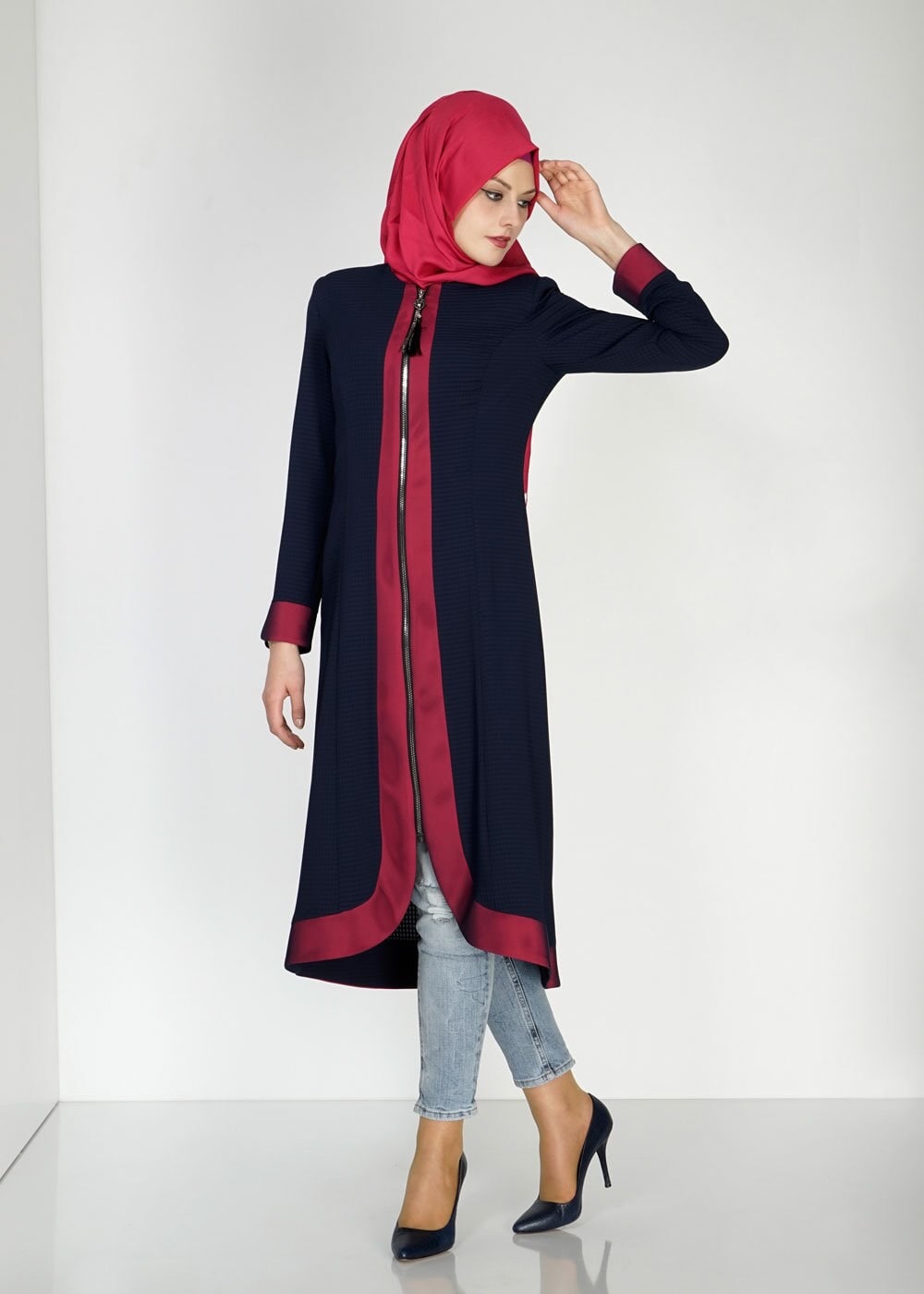 Tesettür giyim LACİVERT FERMUARLI KENDİNDEN DESENLİ TRENÇKOT 1575