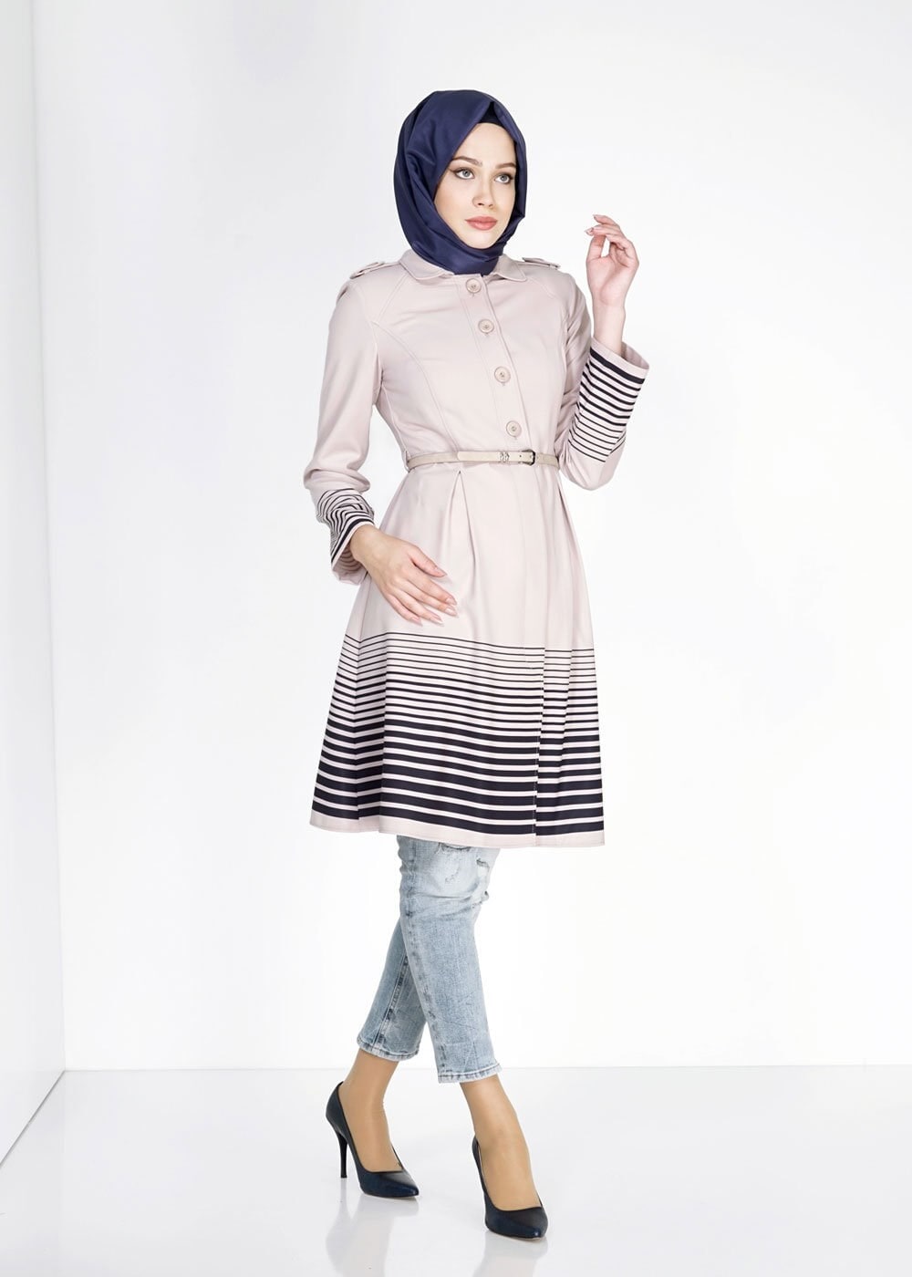 Tesettür giyim BEJ 1579 Farah Tesettür Trench