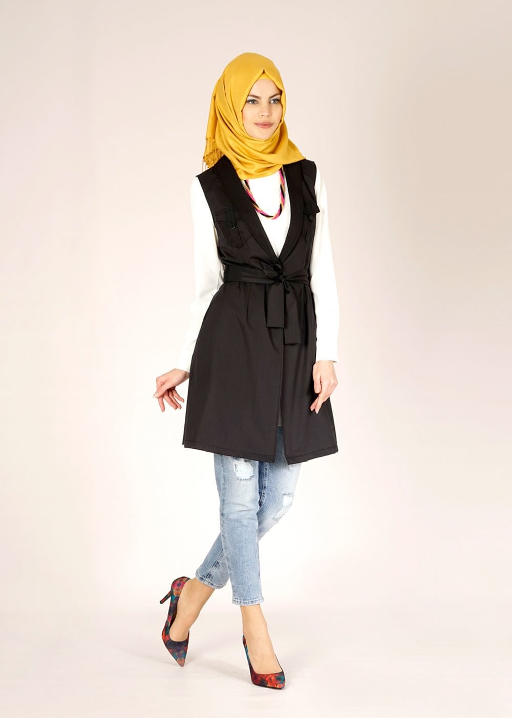 Tesettür giyim SİYAH CEP DETAYLI KUŞAKLI YELEK 4684 