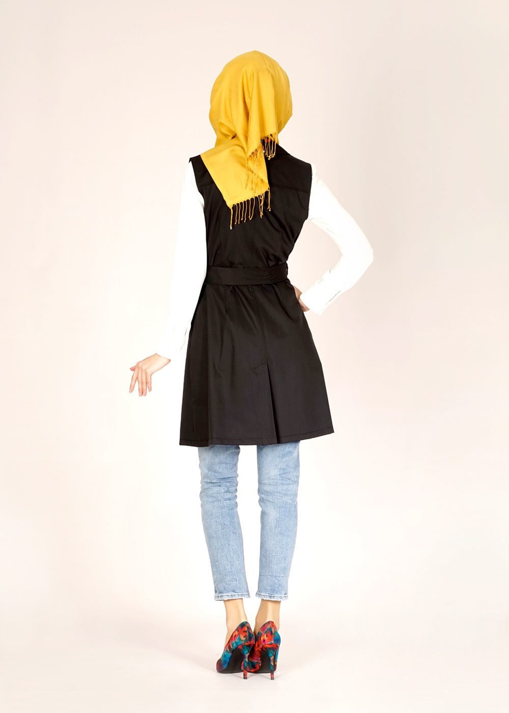 Tesettür giyim SİYAH CEP DETAYLI KUŞAKLI YELEK 4684 