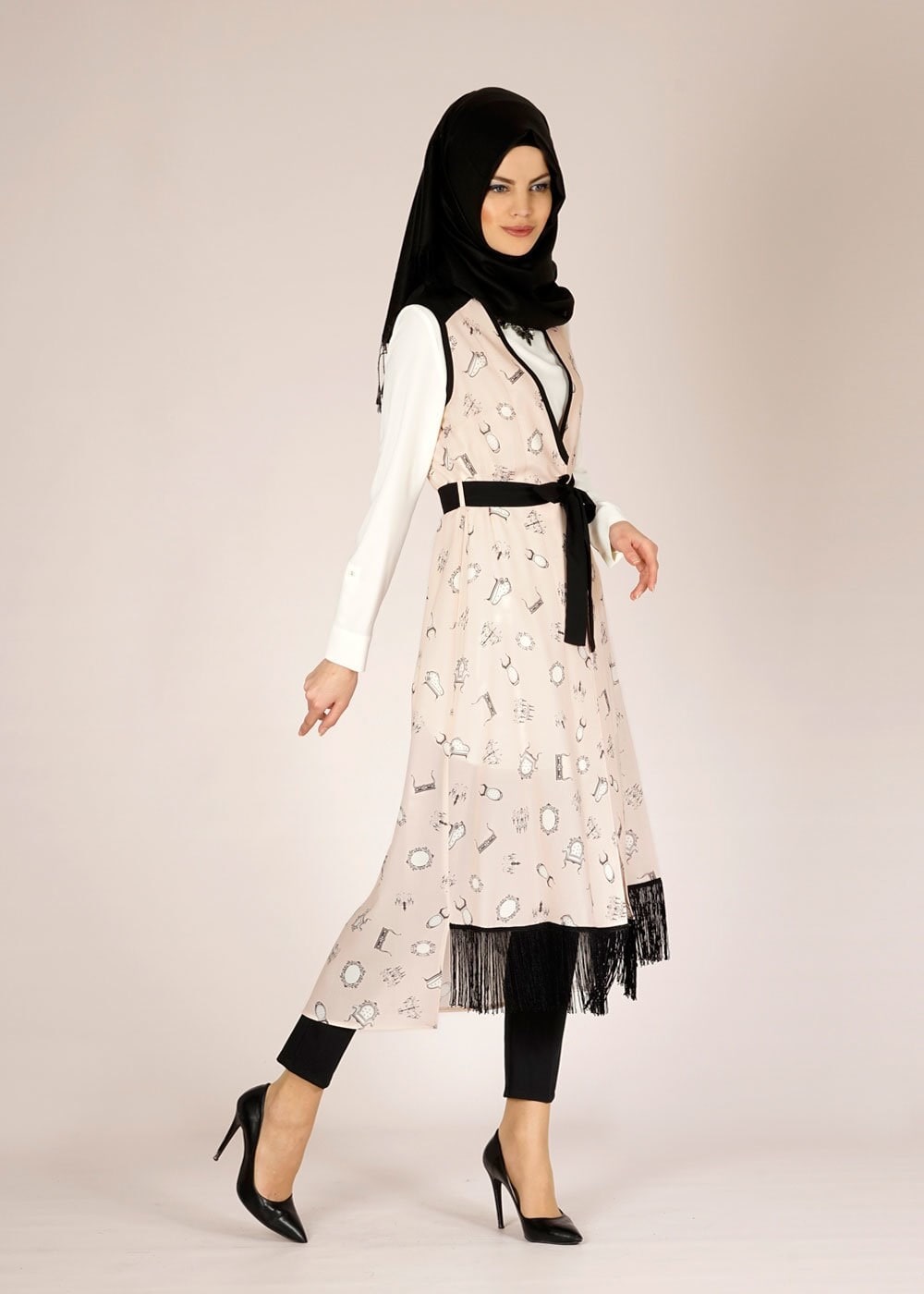 Tesettür giyim PUDRA DESENLİ PÜSKÜL DETAYLI YELEK 4695