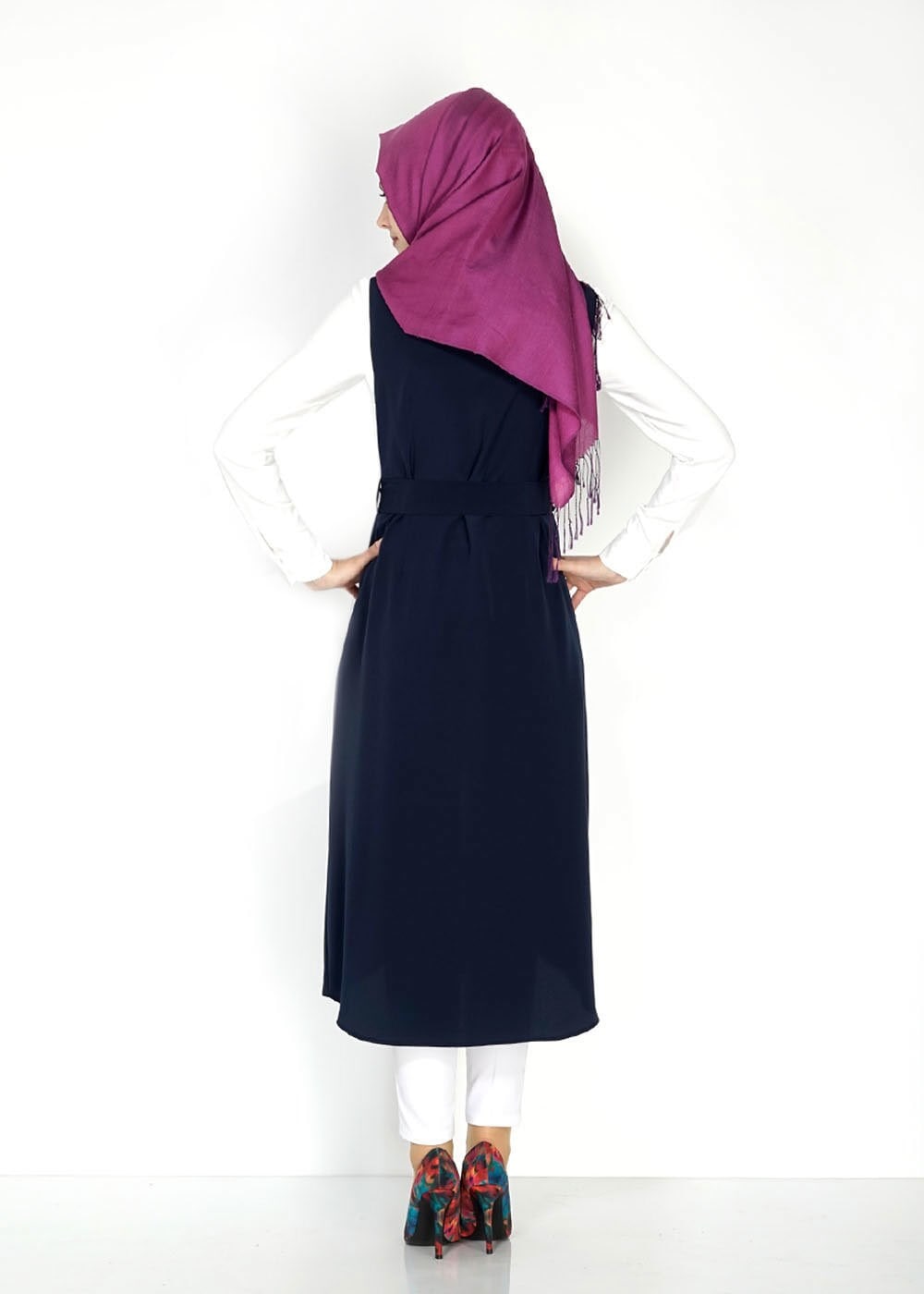 Tesettür giyim LACİVERT FERMUAR DETAYLI TAŞLI YELEK 4737