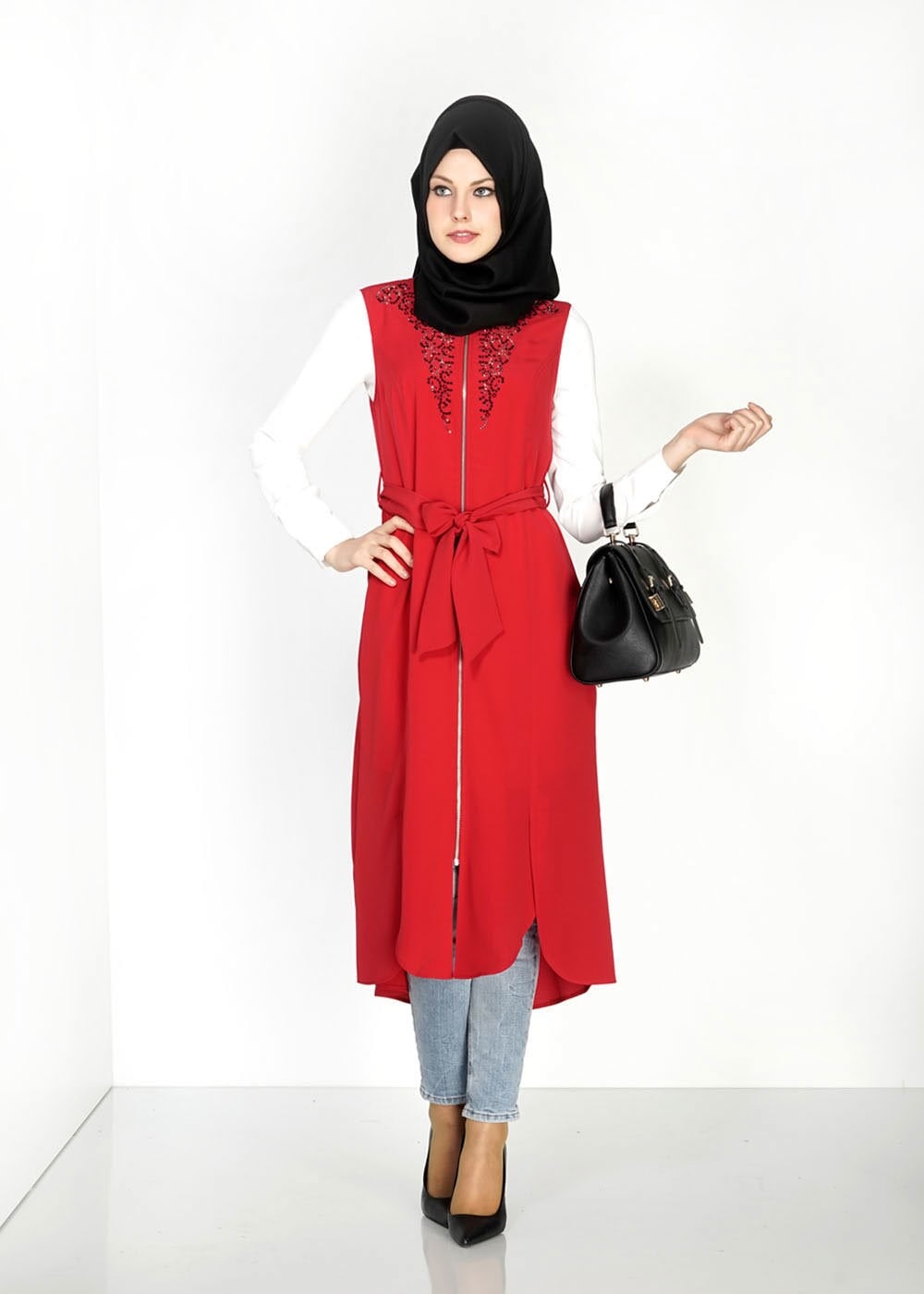 Tesettür giyim BORDO FERMUAR DETAYLI TAŞLI YELEK 4737