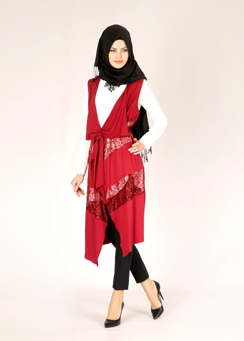 Tesettür giyim BORDO DANTEL DETAYLI ASİMETRİK KESİM YELEK 4740