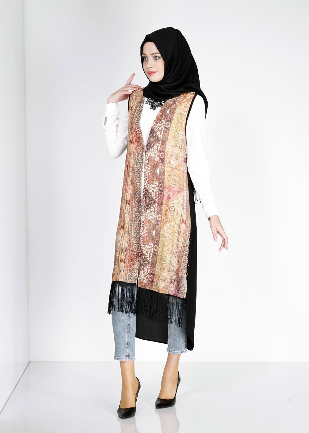 Tesettür giyim SARI ETNİK DESENLİ PÜSKÜL DETAYLI YELEK 4764