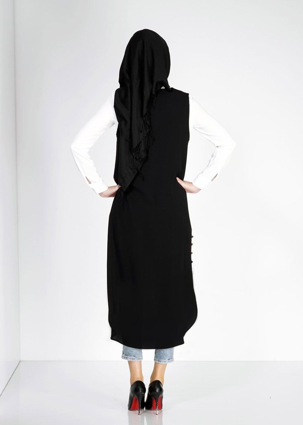 Tesettür giyim SARI ETNİK DESENLİ PÜSKÜL DETAYLI YELEK 4764