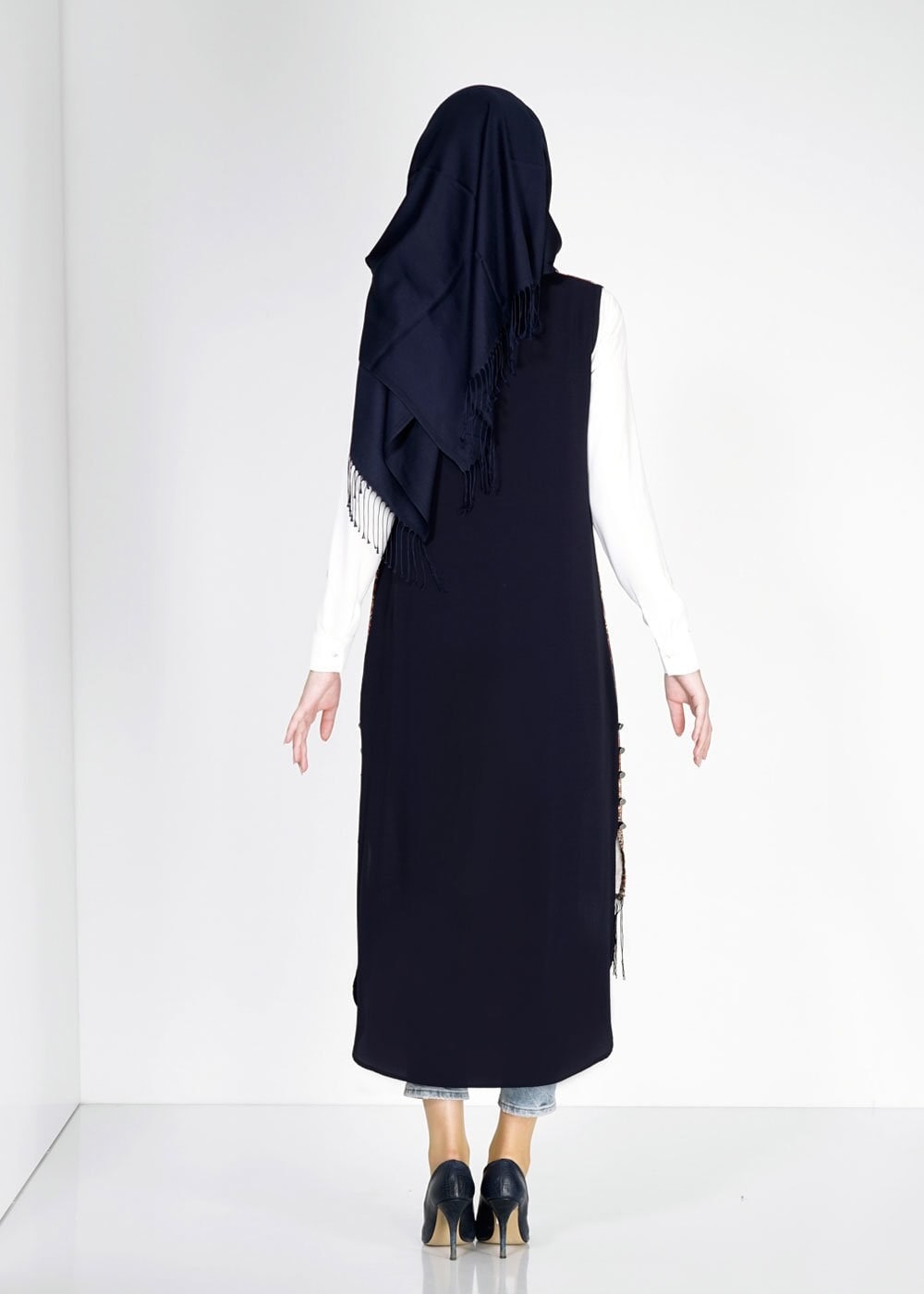 Tesettür giyim FUŞYA ETNİK DESENLİ PÜSKÜL DETAYLI YELEK 4764