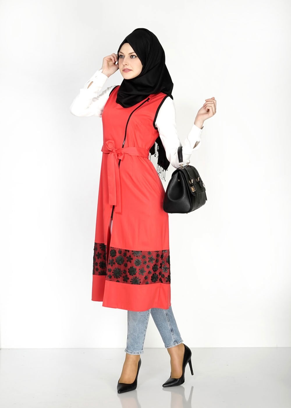 Tesettür giyim KIRMIZI ÇİÇEK DESENLİ FERMUARLI YELEK 4795