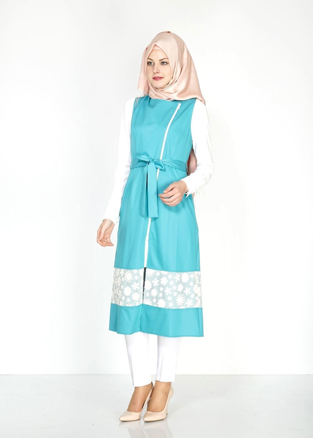 Tesettür giyim MAVİ ÇİÇEK DESENLİ FERMUARLI YELEK 4795