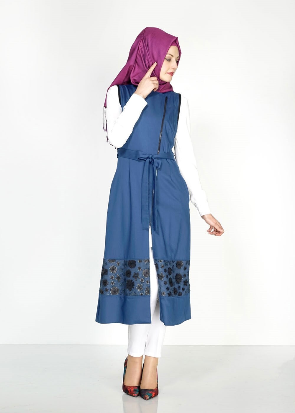 Tesettür giyim LACİVERT ÇİÇEK DESENLİ FERMUARLI YELEK 4795