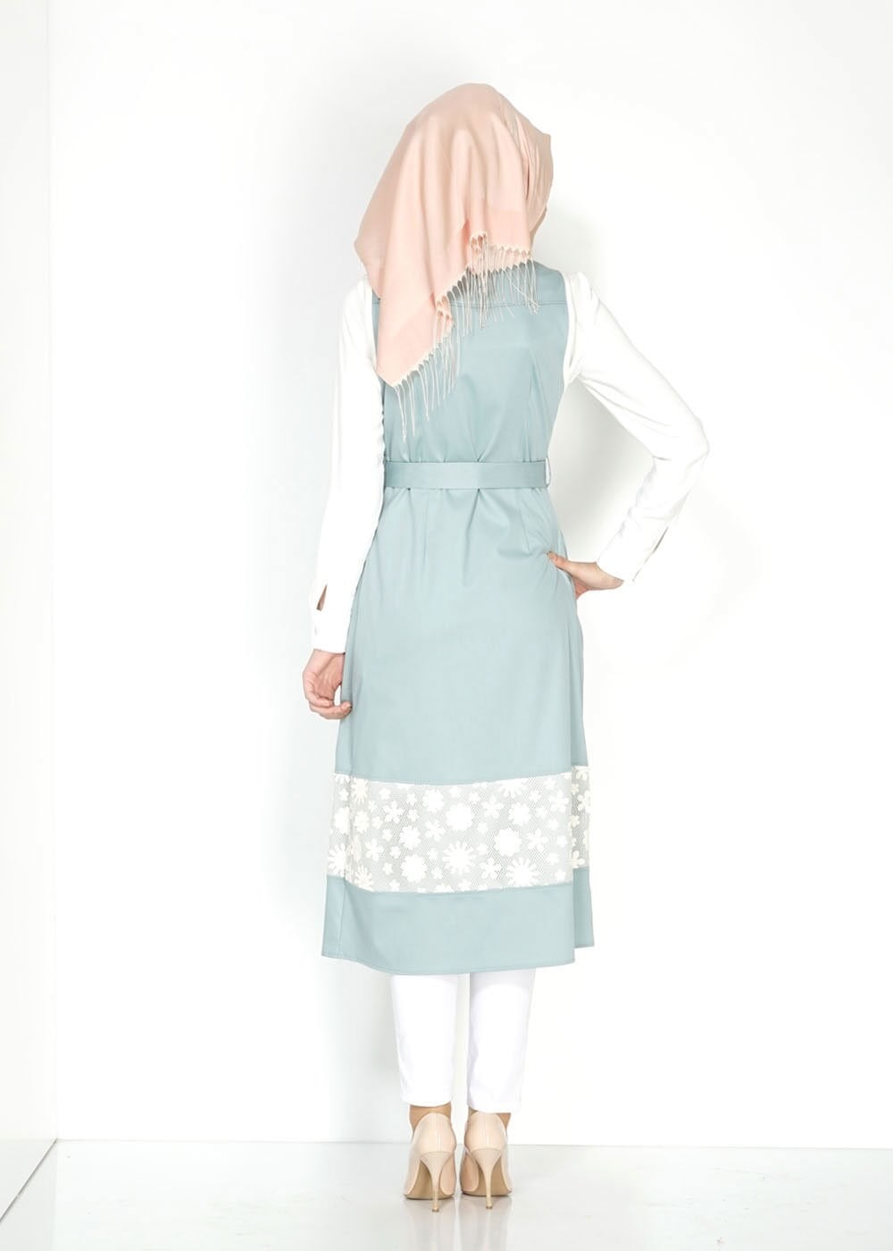 Tesettür giyim MAVİ ÇİÇEK DESENLİ FERMUARLI YELEK 4795