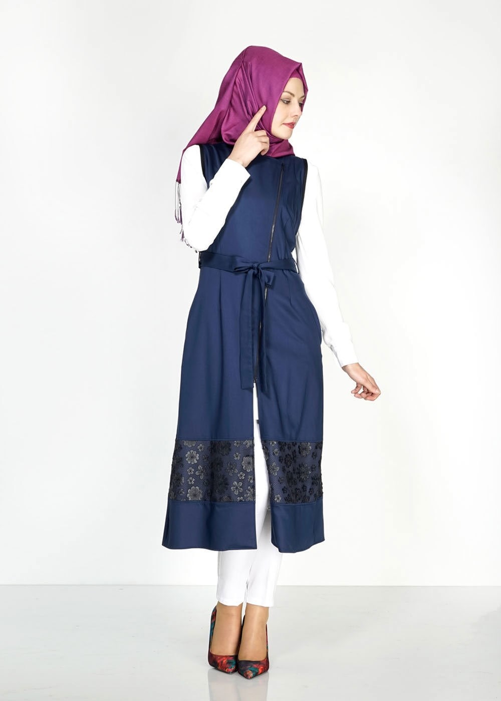 Tesettür giyim LACİVERT ÇİÇEK DESENLİ FERMUARLI YELEK 4795