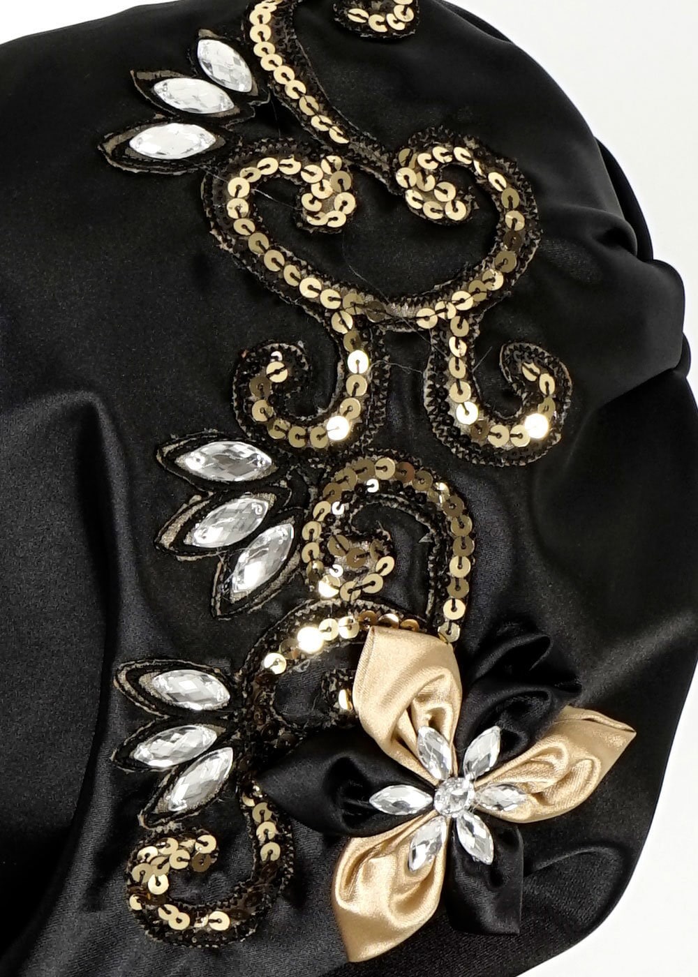 Tesettür giyim SİYAH ALVİNA PUL PAYET İŞLEMELİ HAZIR EŞARP 106021