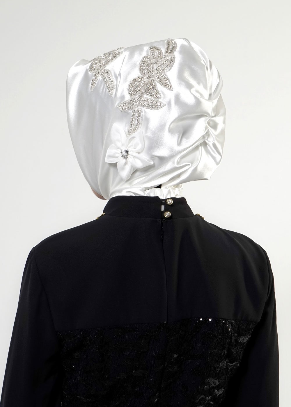 Vêtements hijab BLANC ÉCHARPE INSTANTANÉE ALVINA AVEC GEM BRODÉ 106044