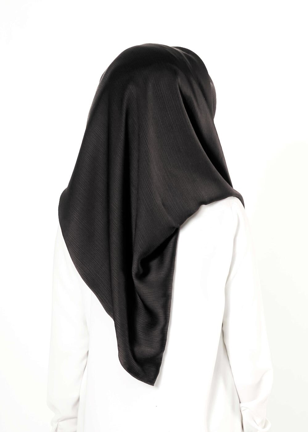 Tesettür giyim SİYAH ALVİNA PÜSKÜLLÜ ŞAL 50119