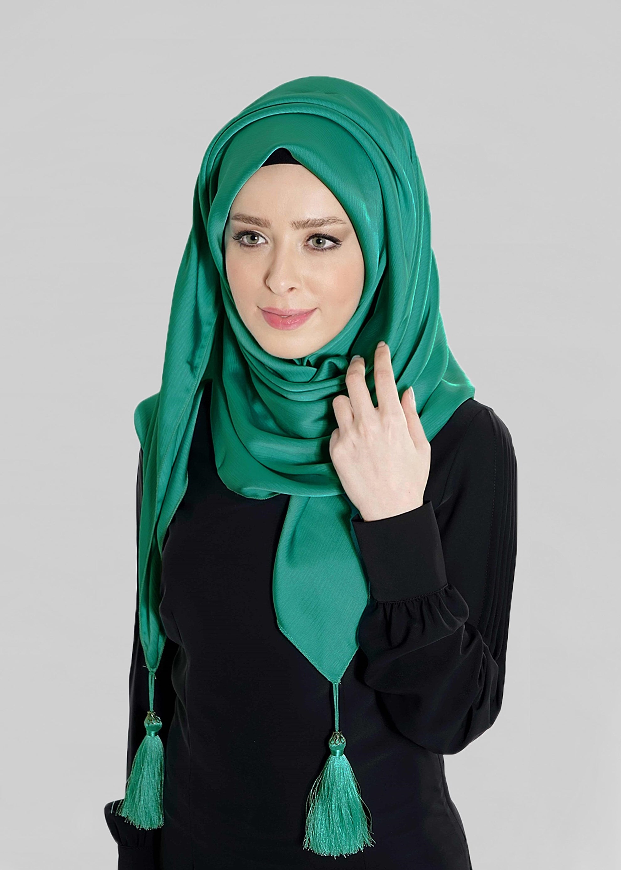 Tesettür giyim MAVİ ALVİNA PÜSKÜLLÜ ŞAL 50119