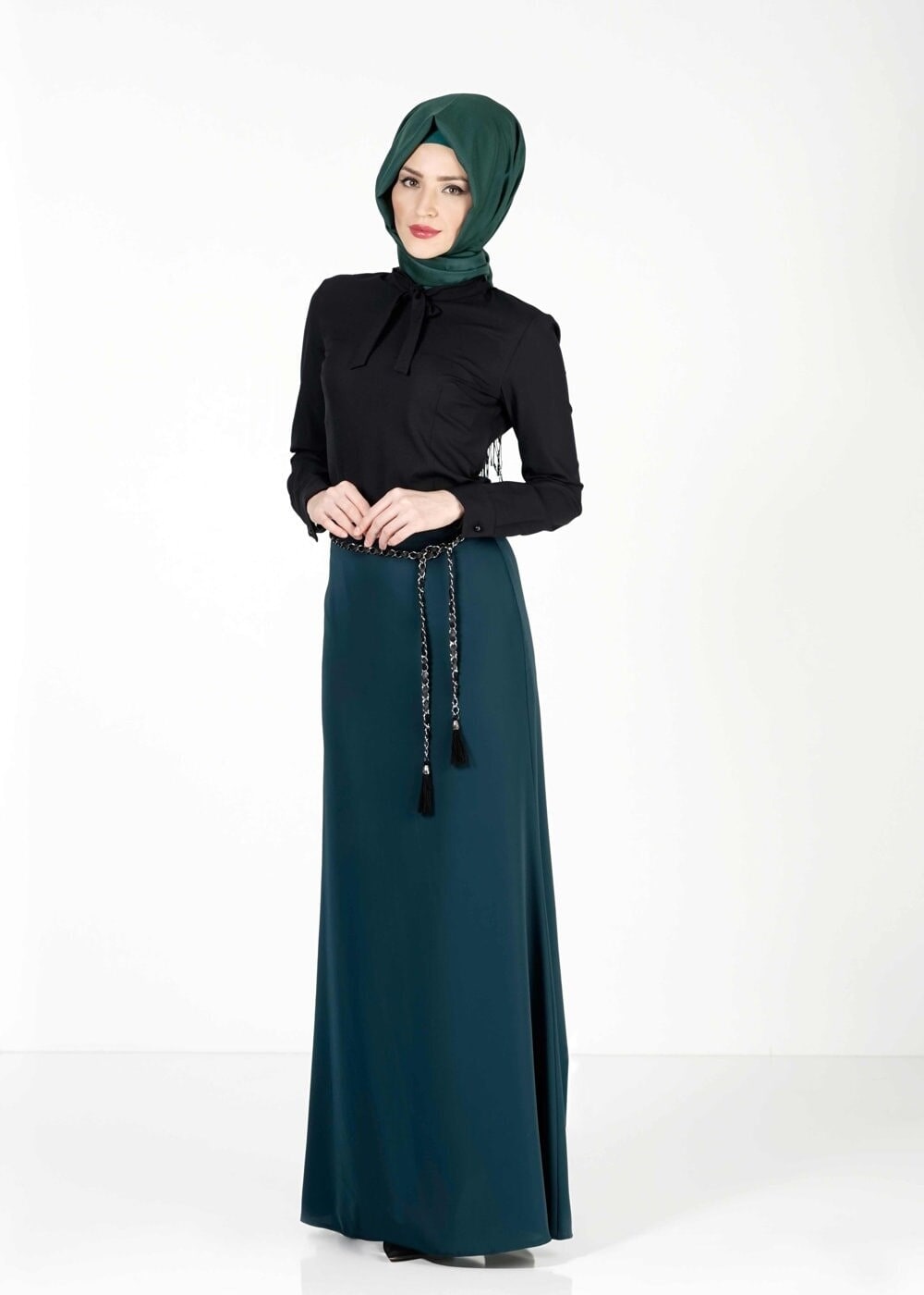 Tesettür giyim SİYAH BAĞLAMA DETAYLI BLUZ 4085 