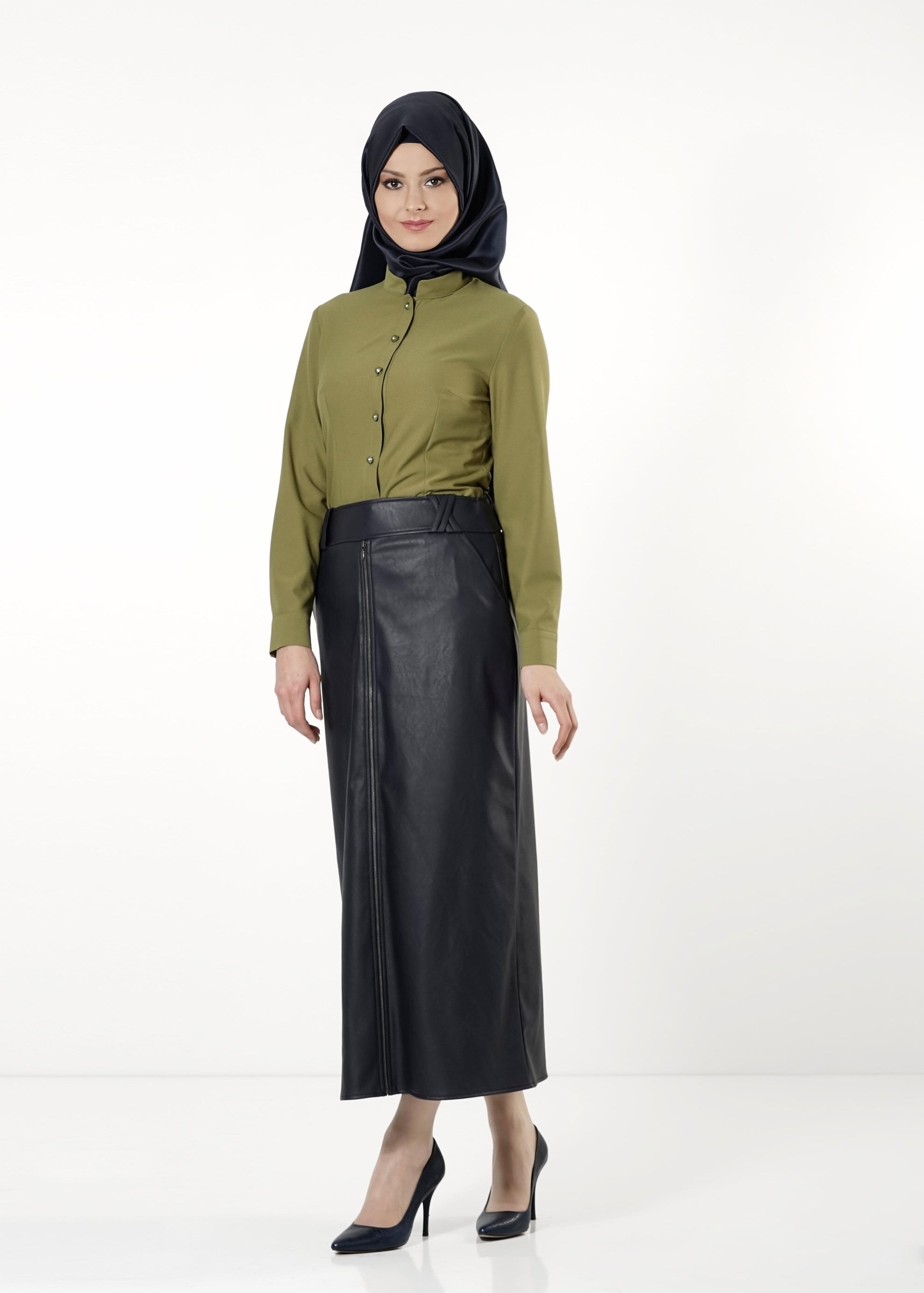 Tesettür giyim YEŞİL DÜĞMELİ BLUZ 4104 