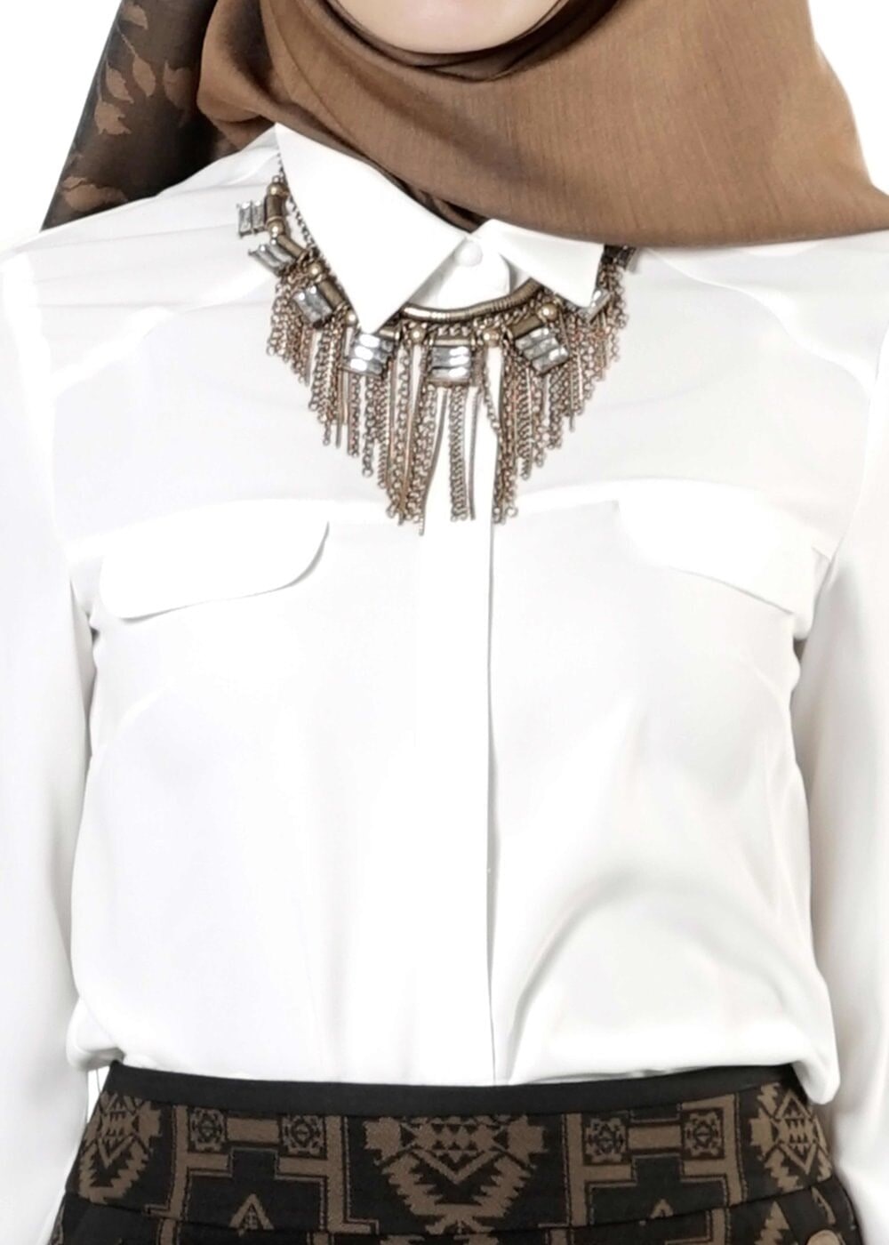 Tesettür giyim BEYAZ GÖMLEK YAKA DÜĞMELİ BLUZ 4121